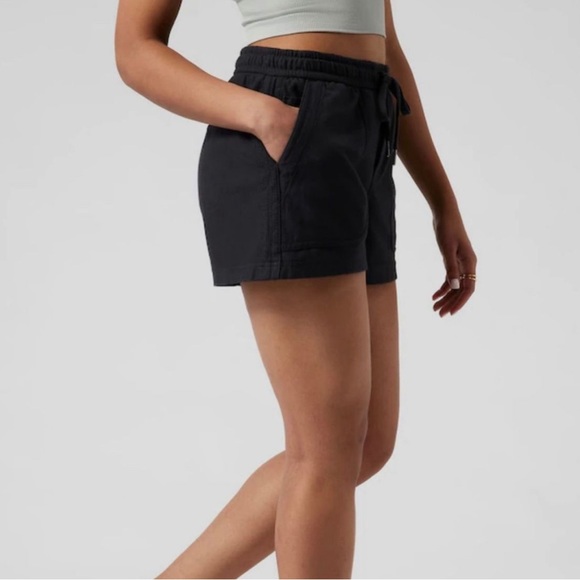 NWT Athleta Farallon Bermuda Shorts - Picture 3 of 3